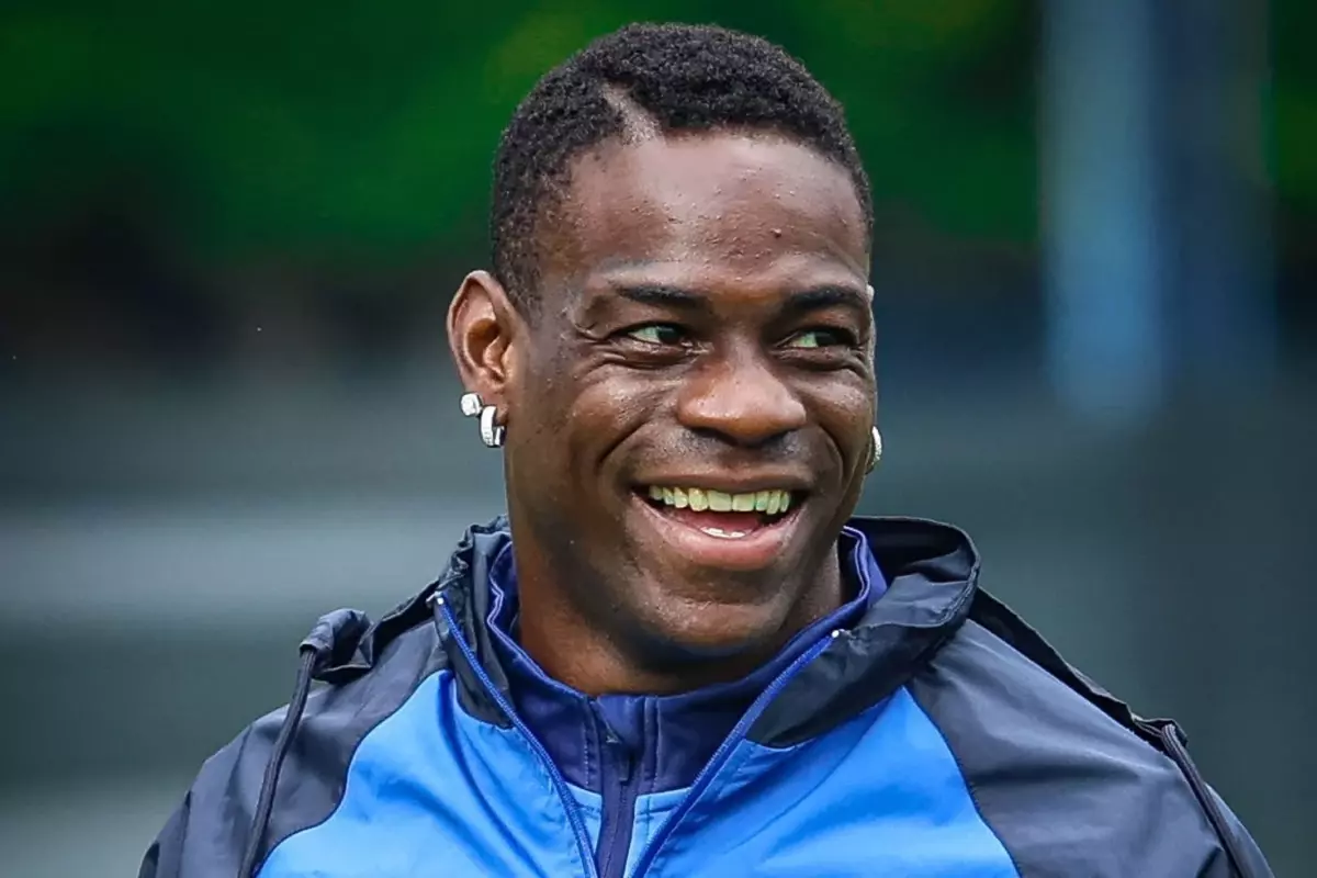 Mario Balotelli\'nin yeni takımını duyanlar çok şaşkın