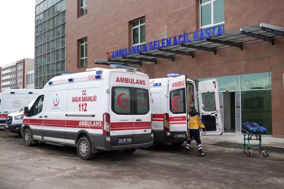 Niğde\'de Otomobil Kazası: 6 Yaralı