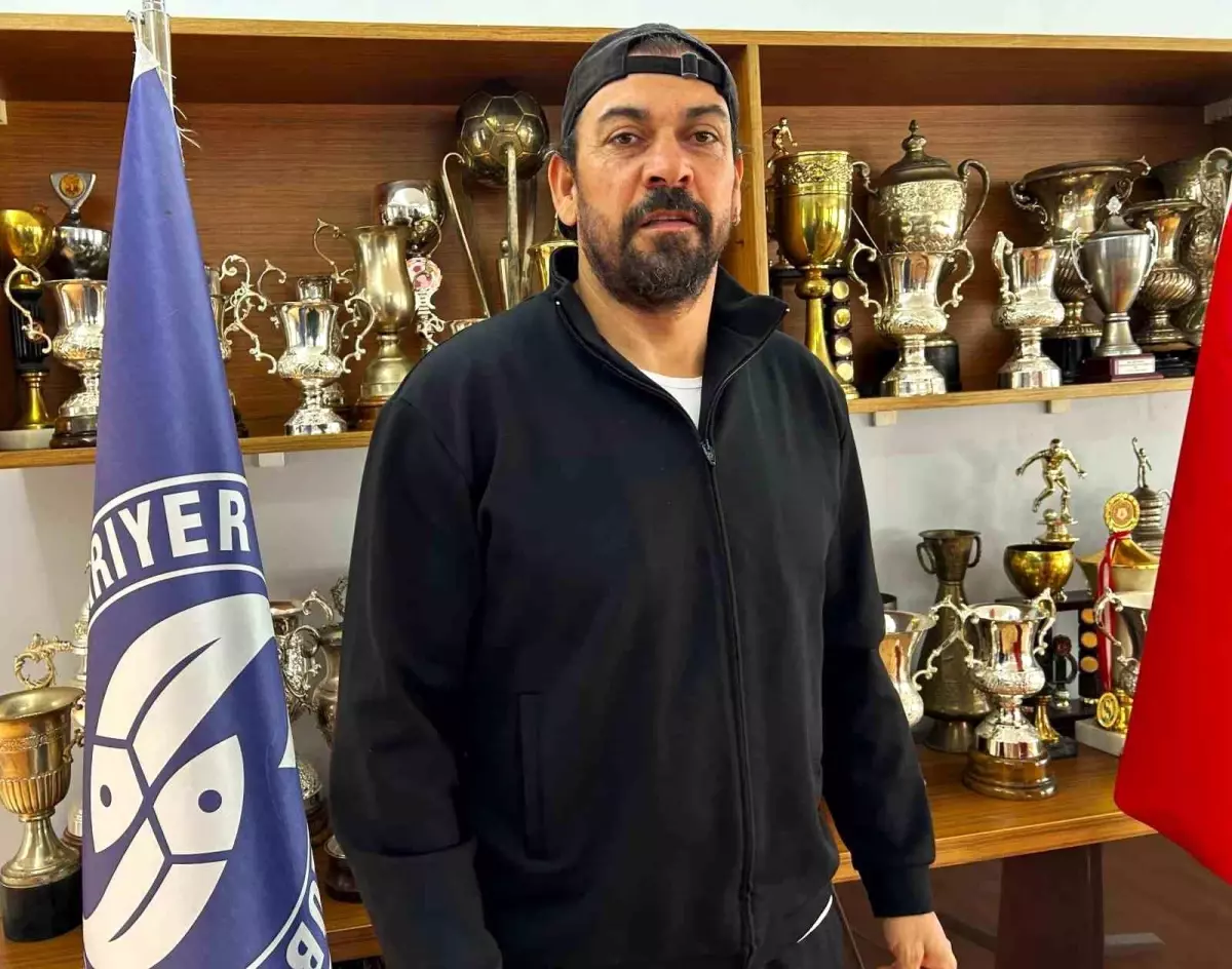 Sarıyer\'de Kriz: 7 Oyuncu Ayrıldı