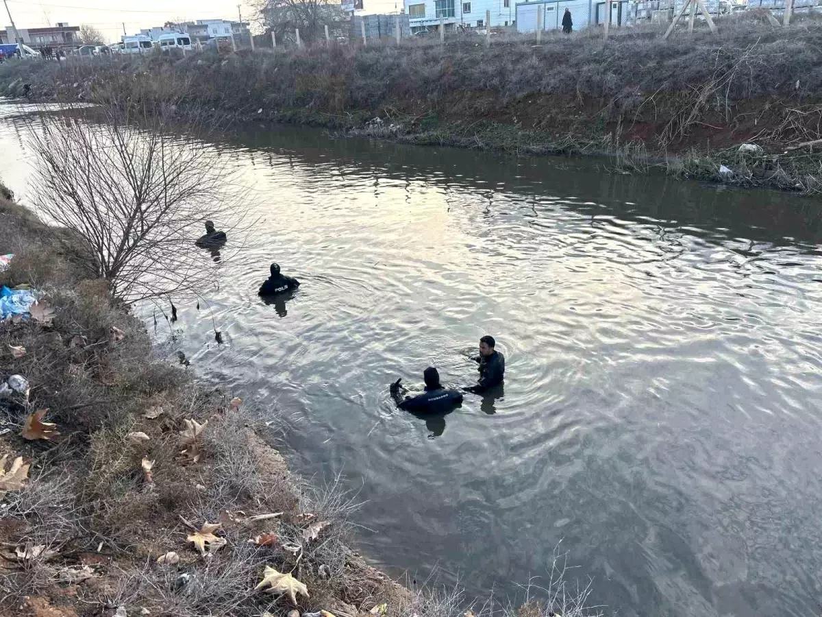 Harran\'da Kaybolan Sürücü İçin Arama Devam Ediyor