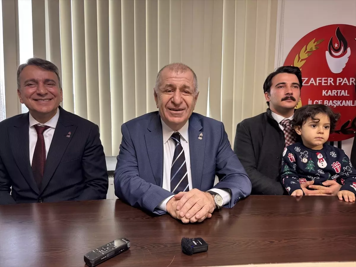 Ümit Özdağ Kartal İlçe Başkanlığı Açılışında