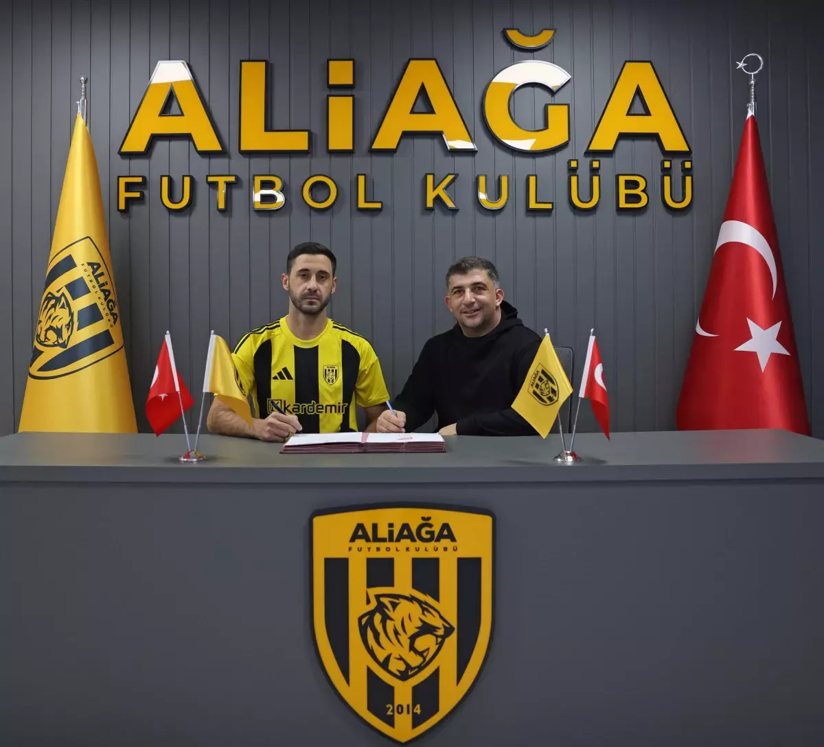 Aliağa FK, Tahir Babaoğlu\'nu Transfer Etti