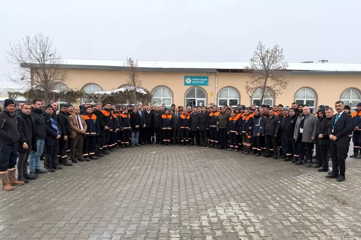 Başkan Geçit\'ten sahada görev yapan personellere moral ziyareti