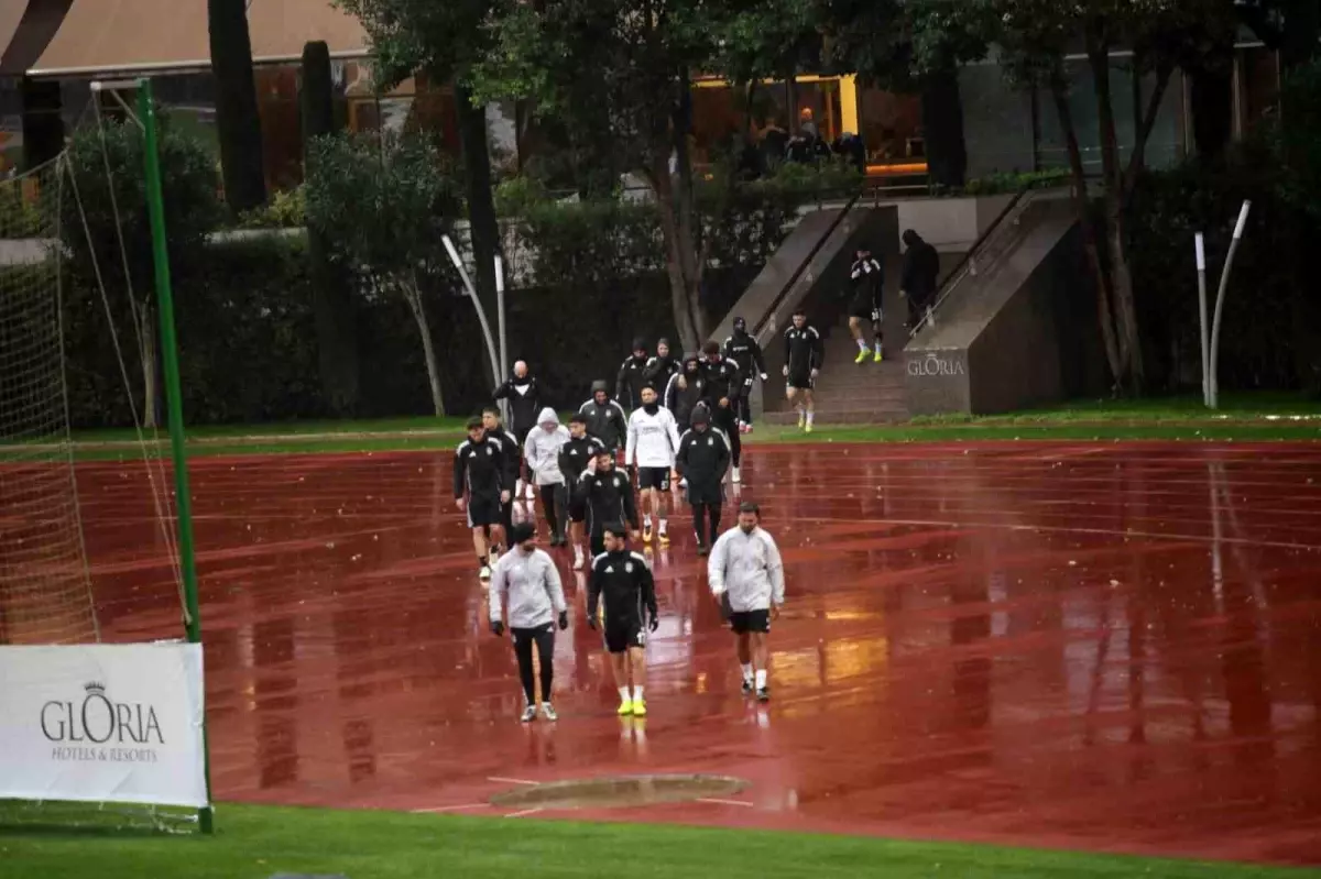 Beşiktaş Antalya\'da Kamp Yapıyor