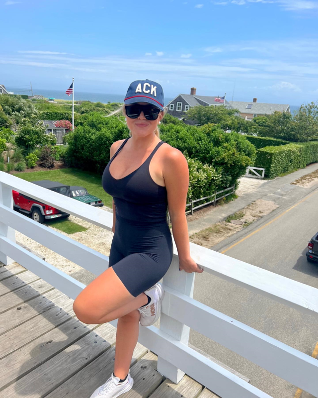 Beyaz Saray tarihinin en genç basın sözcüsü! Güzelliğiyle dikkat çekiyor