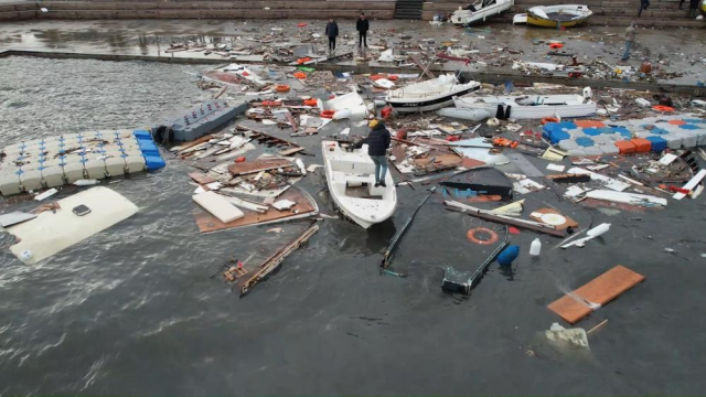 Bilanço belli oldu! İşte kenti felç eden fırtanın yarattığı tahribat