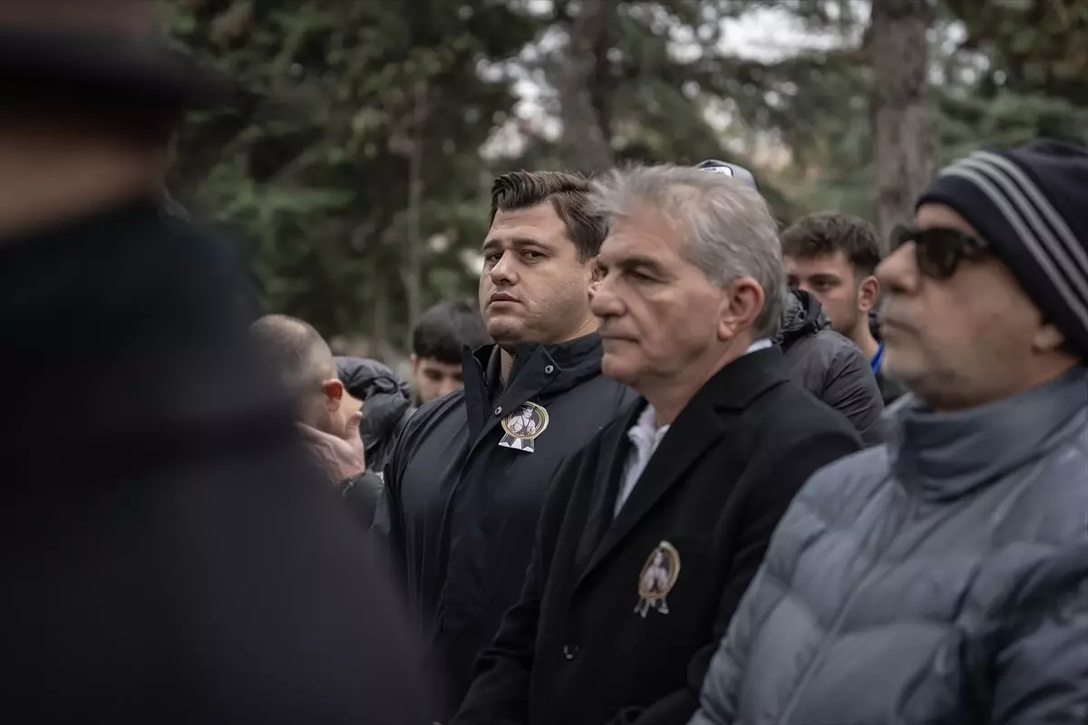 Efsane güreşçi Yaşar Doğu, mezarı başında anıldı