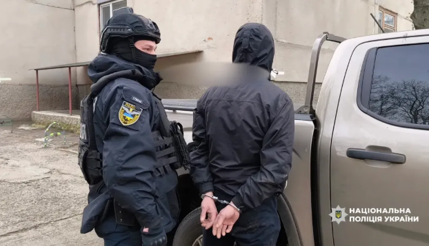 İnsanlık dışı olay: Yeni doğan bebeğini satmaya çalışan çift tutuklandı İnsanlık dışı olay: Yeni doğan bebeğini satmaya çalışan çift tutuklandı