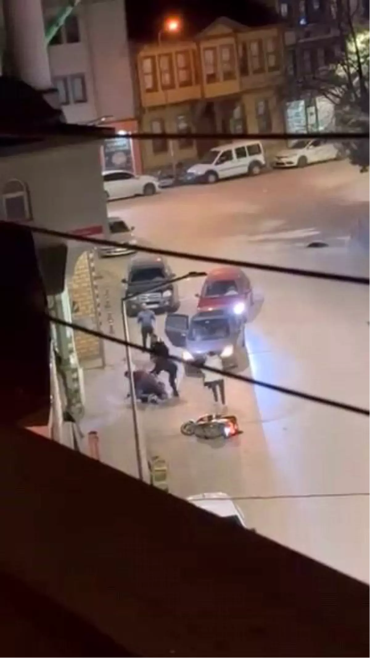 İnegöl\'de Kardeş Kavgası: 1 Yaralı