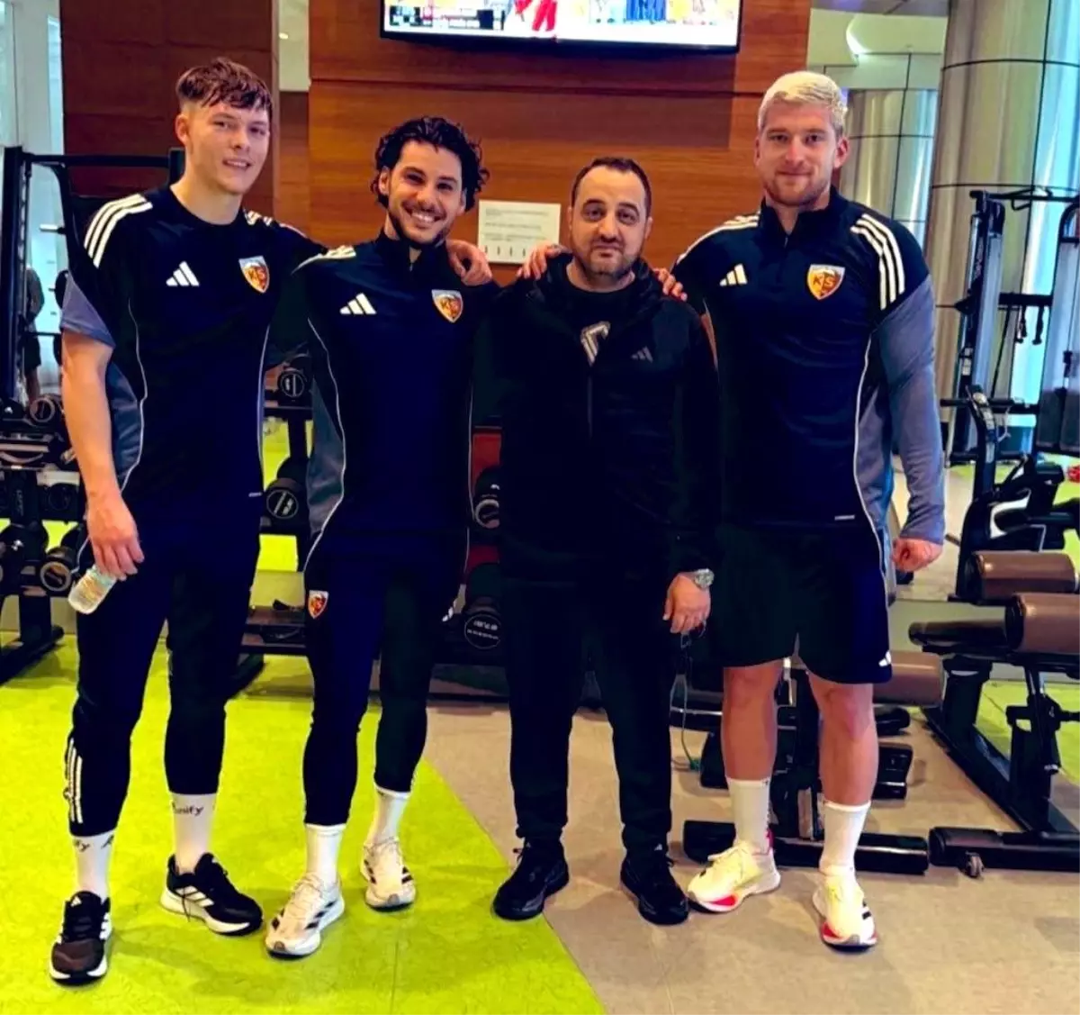 Kayserispor\'un Yeni Transferleri Antalya Kampında