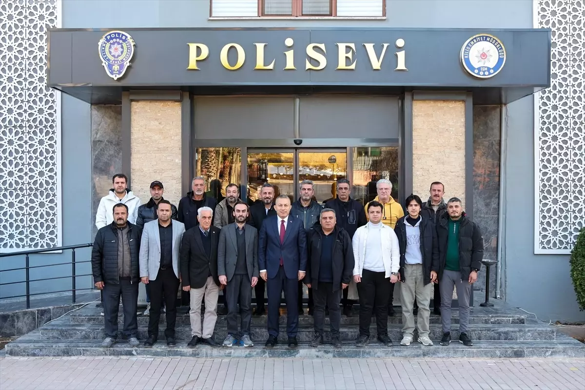 Vali Şahin\'den Gazetecilere Teşekkür