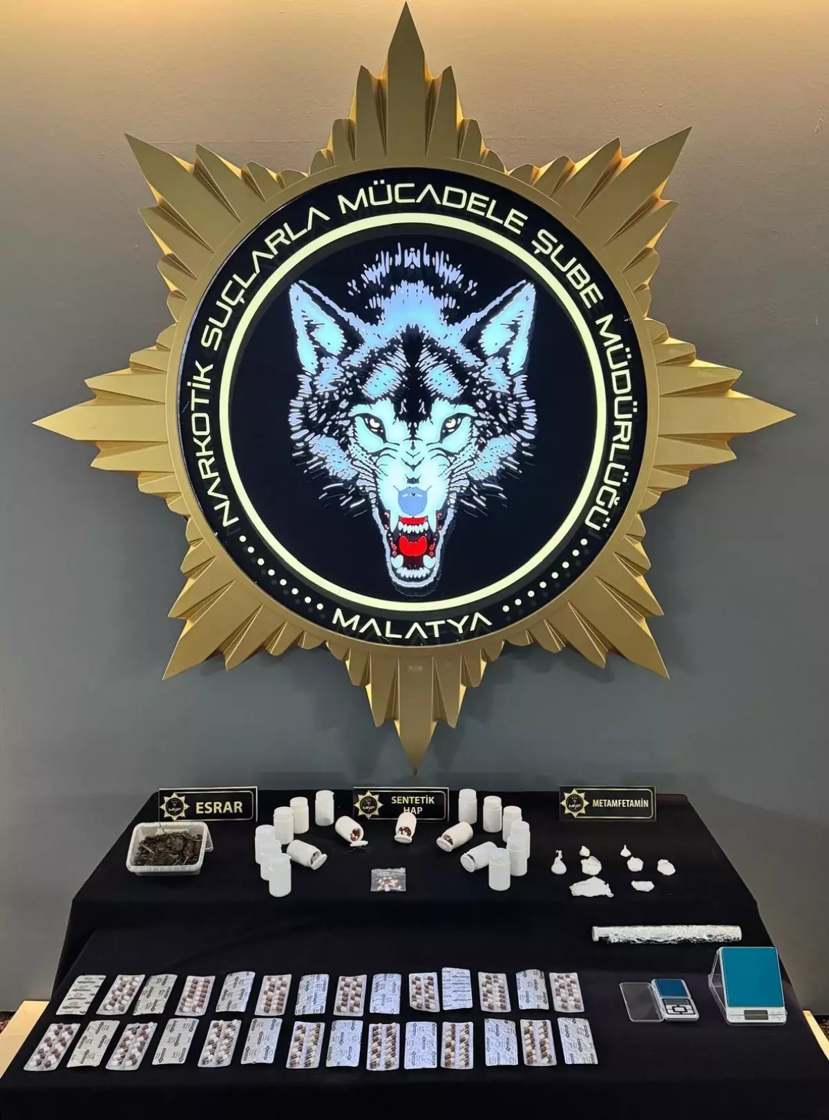 Malatya\'da Uyuşturucu Operasyonu: 13 Tutuklama