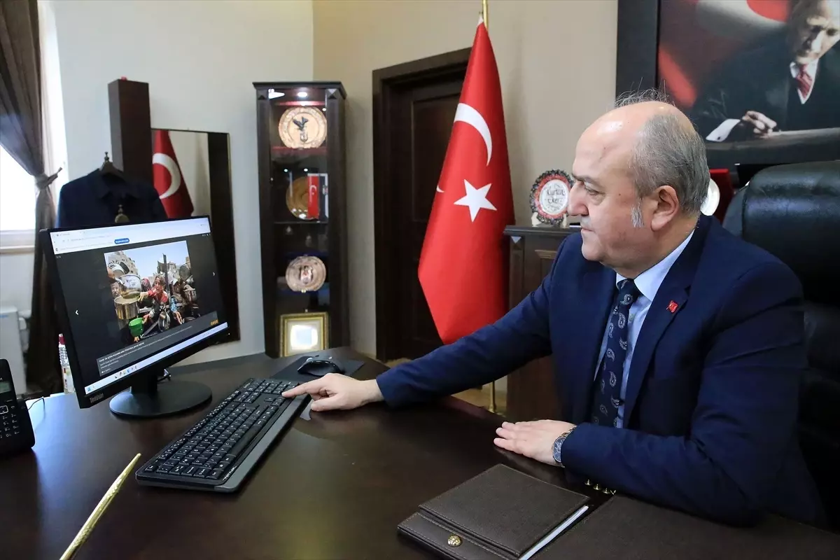 Başsavcı Eker, \'Yılın Kareleri\' Oylamasına Katıldı