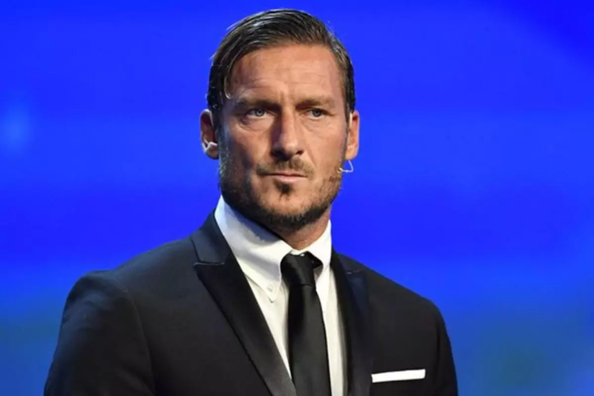 \'\'Mezar taşınıza ne yazılacak?\'\' sorusuna Totti\'den bomba yanıt
