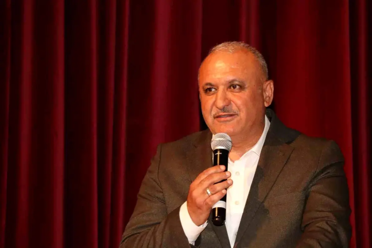 Memur-Sen\'den Seyyanen Zam Talebi