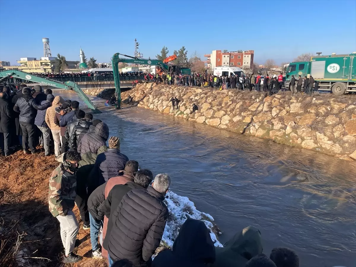 Harran\'da Kaybolan Sürücü İçin Arama Devam Ediyor