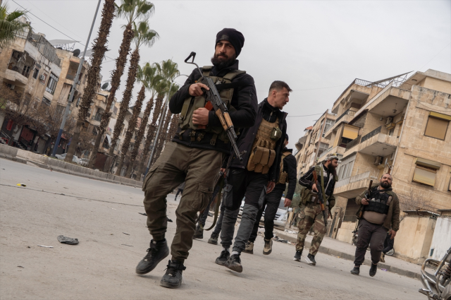 Suriye ordusu, YPG'ye yönelik nokta operasyonlarına devam ediyor! 142 bin kişi tahliye edildi