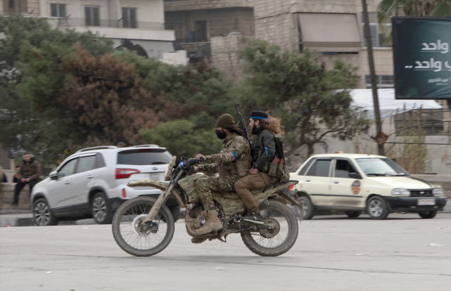Suriye ordusu, YPG'ye yönelik nokta operasyonlarına devam ediyor! 142 bin kişi tahliye edildi