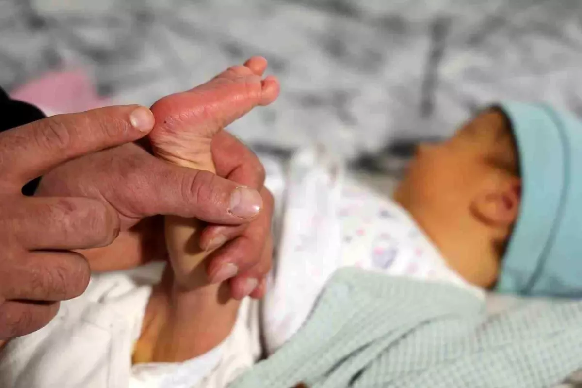 Topuk kanı çıkmazı: Bebeklerine kayyum atanması endişesiyle yaşıyorlar