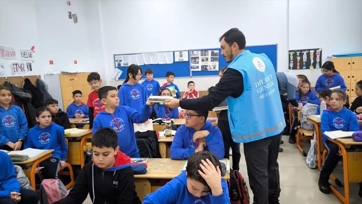 Beypazarı\'nda Kur\'an Hediyesi Kampanyası