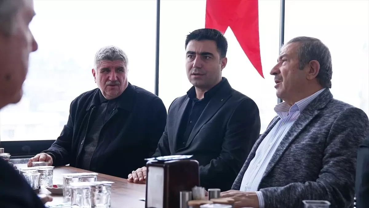 Bozkurt\'tan Gazetecilere Kutlama