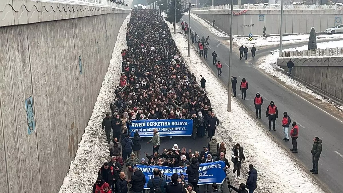 Halep\'te Kürtlere Yönelik Çatışmalar Devam Ediyor