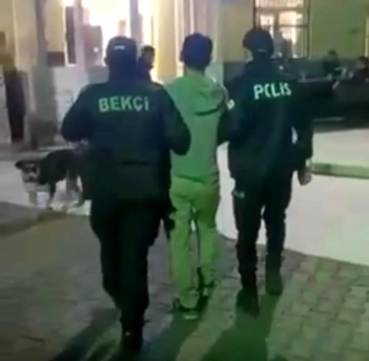 İzmir\'de Kasten Yaralama Suçlusu Yakalandı