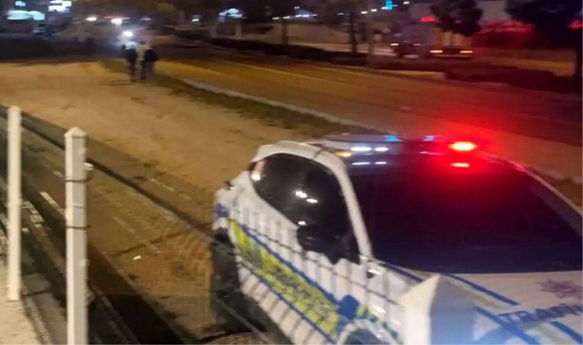 Kuşadası\'nda Motosiklet Kazası: Genç Sürücü Hayatını Kaybetti