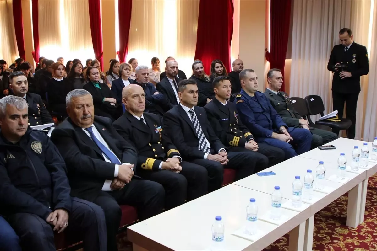 Kaş\'ta Yüzbaşı Aker Anma Etkinliği