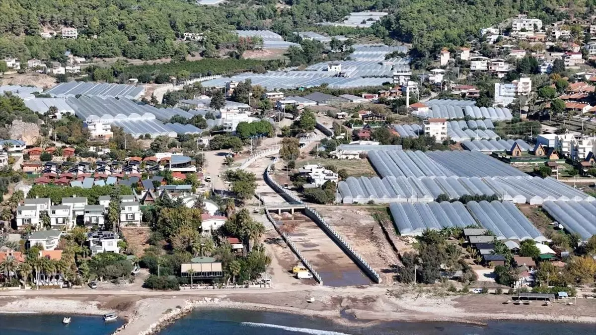 Kumluca\'da Taşkın Kontrol Tesisi Tamamlandı