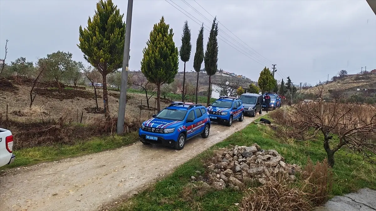 Demirci\'de Kayıp Kadının Cansız Bedeni Bulundu