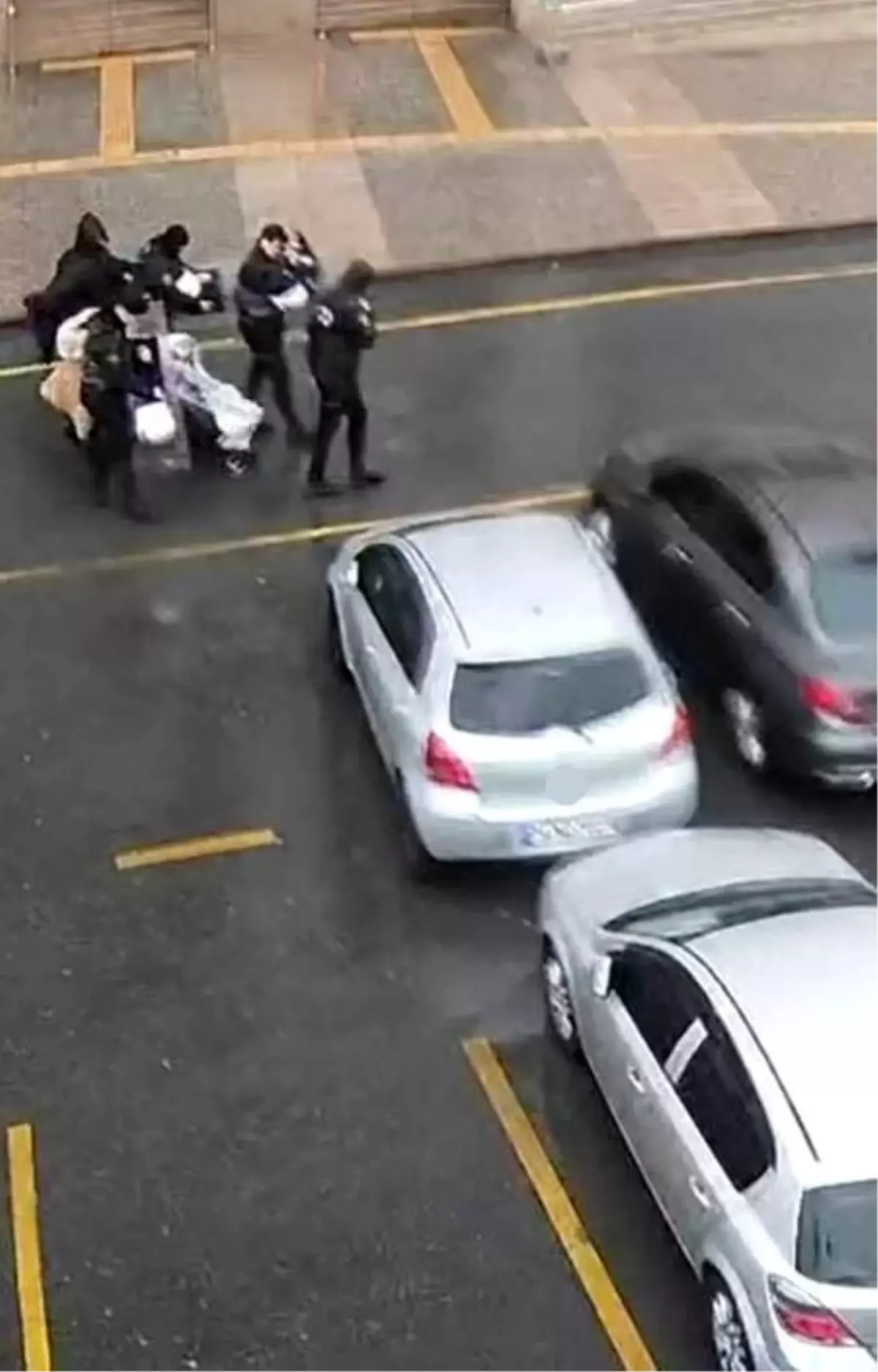 Polis, Fırtınada Anne ve Bebeği Korudu