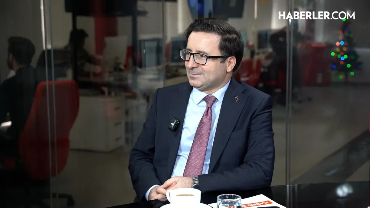 Prof. Dr. Mehmet Özkan: Maduro\'nun arkadaşları ABD ile işbirliği yaparsa Maduro özgürlüğüne kavuşabilir