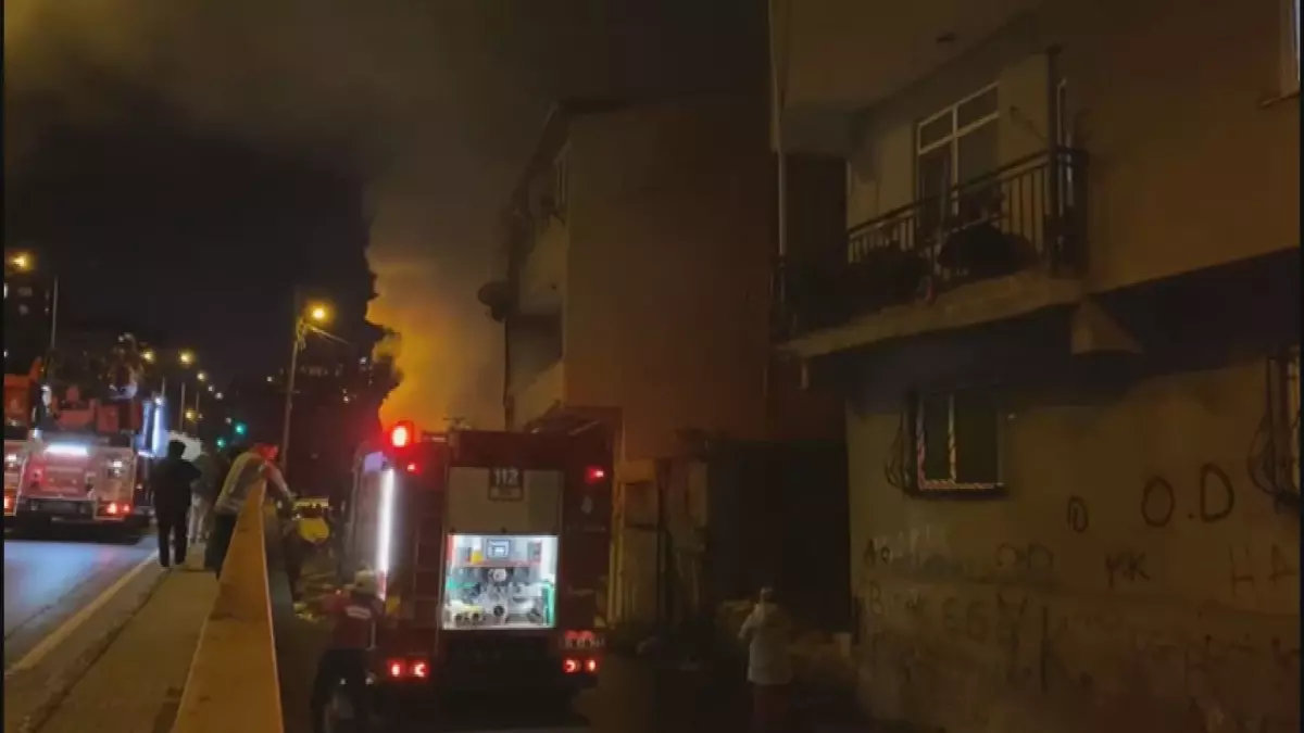 Sarıyer\'de İş Yerinde Yangın Çıktı