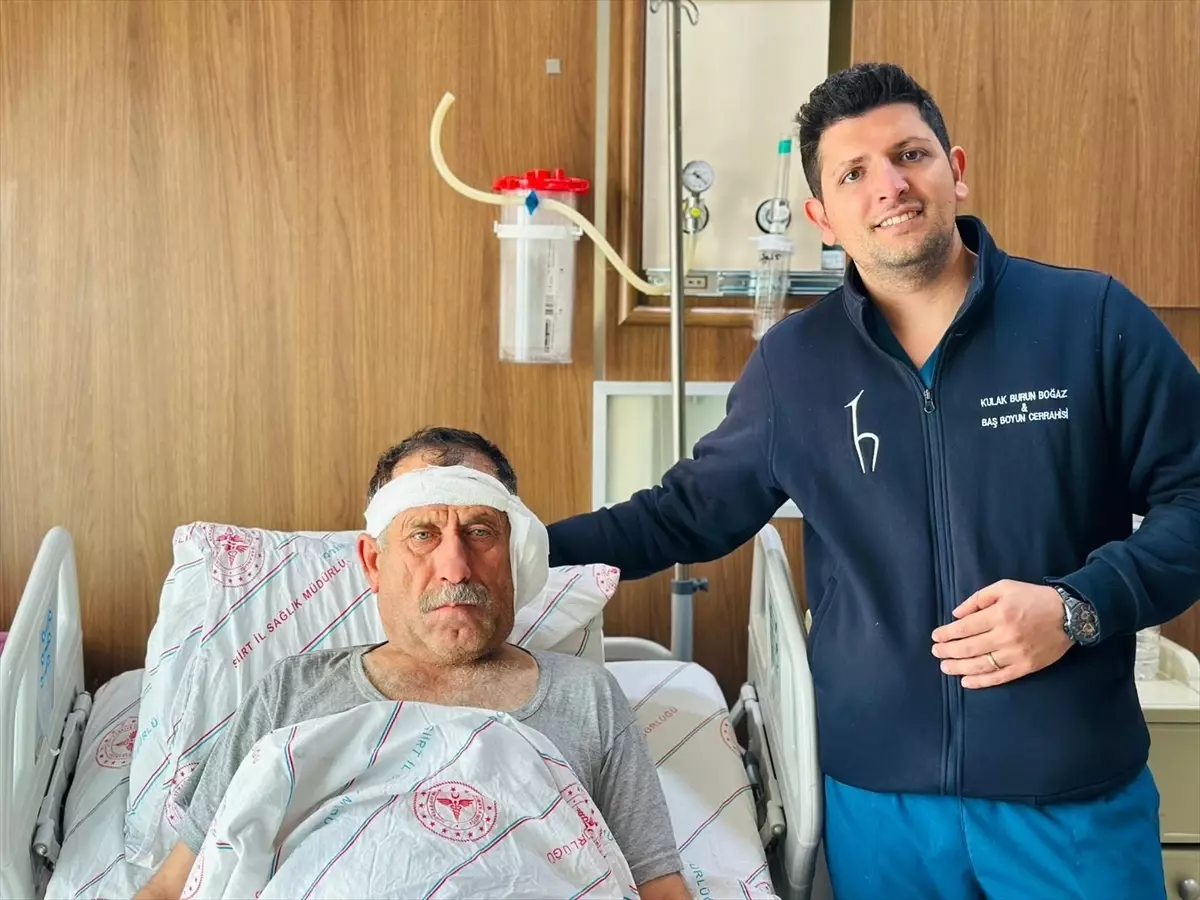 Siirt\'te Tükürük Bezi Tümörü Ameliyatı