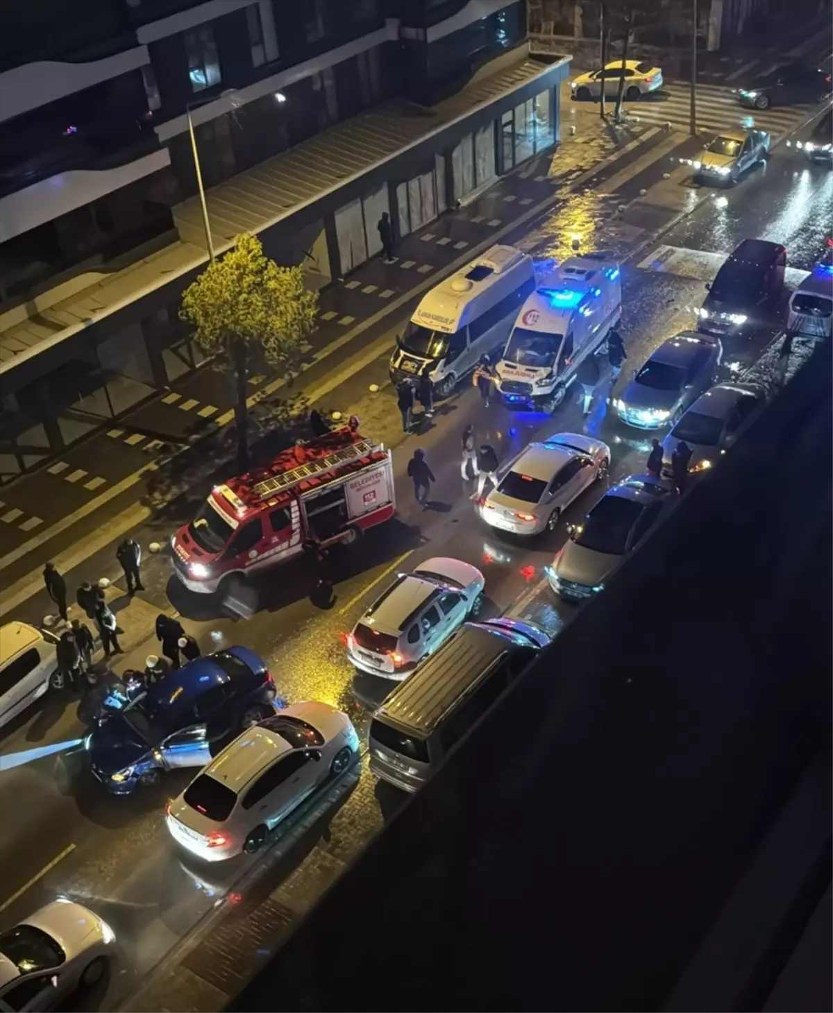 Yozgat\'ta Ambulans ile Otomobil Kazası