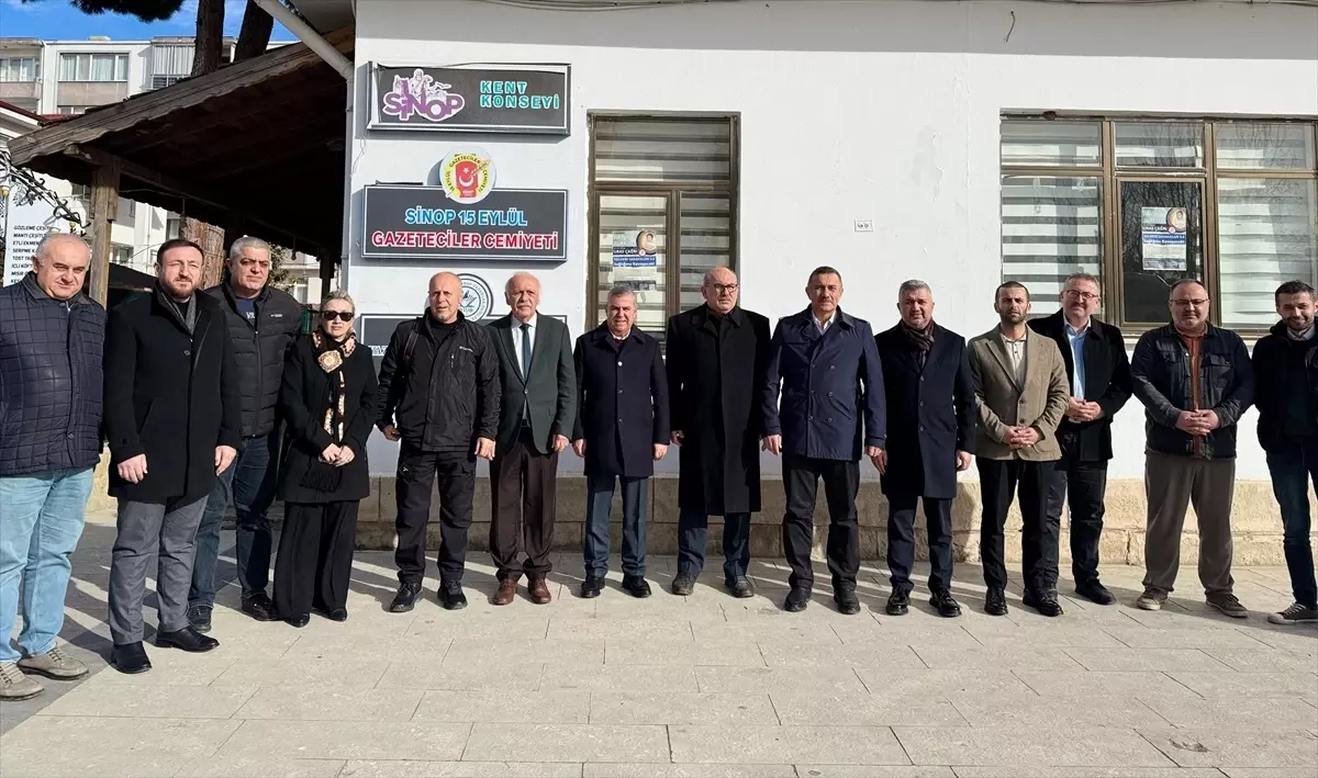 Maviş, Gazeteciler Günü\'nü Kutladı