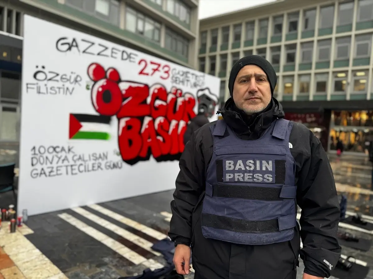 Filistinli Gazetecileri Anma Grafiti Çalışması