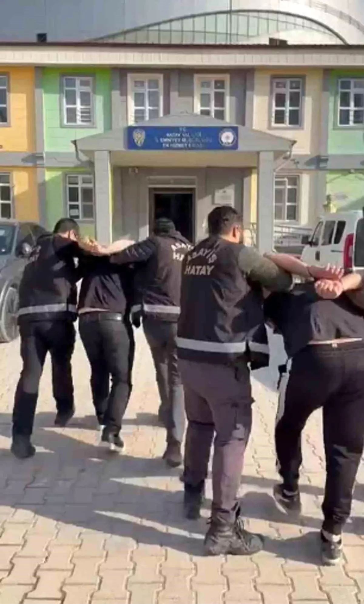 Antakya\'da Silahlı Yağmaya Teşebbüs: İki Şüpheli Tutuklandı