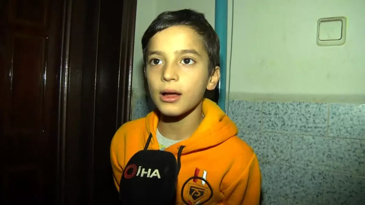 Tüm trafiği durduran çocuk konuştu, neden yaptığını anlattı