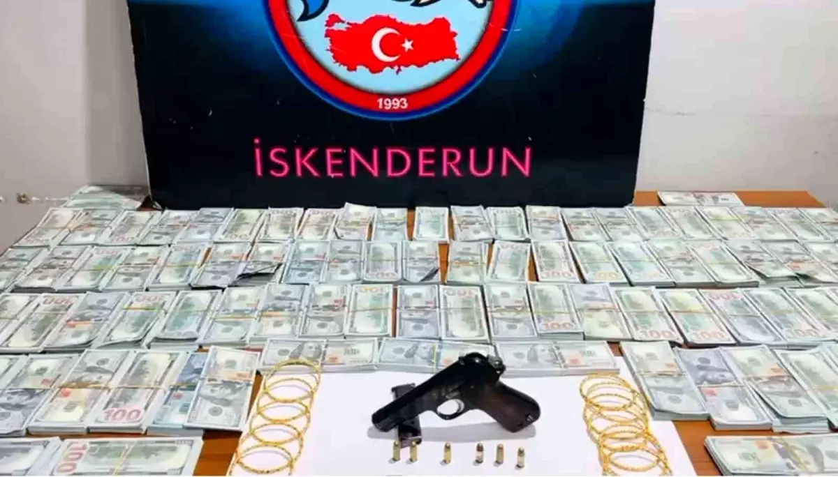 Hatay\'da Sahte Para ve Ziynet Eşyaları Ele Geçirildi