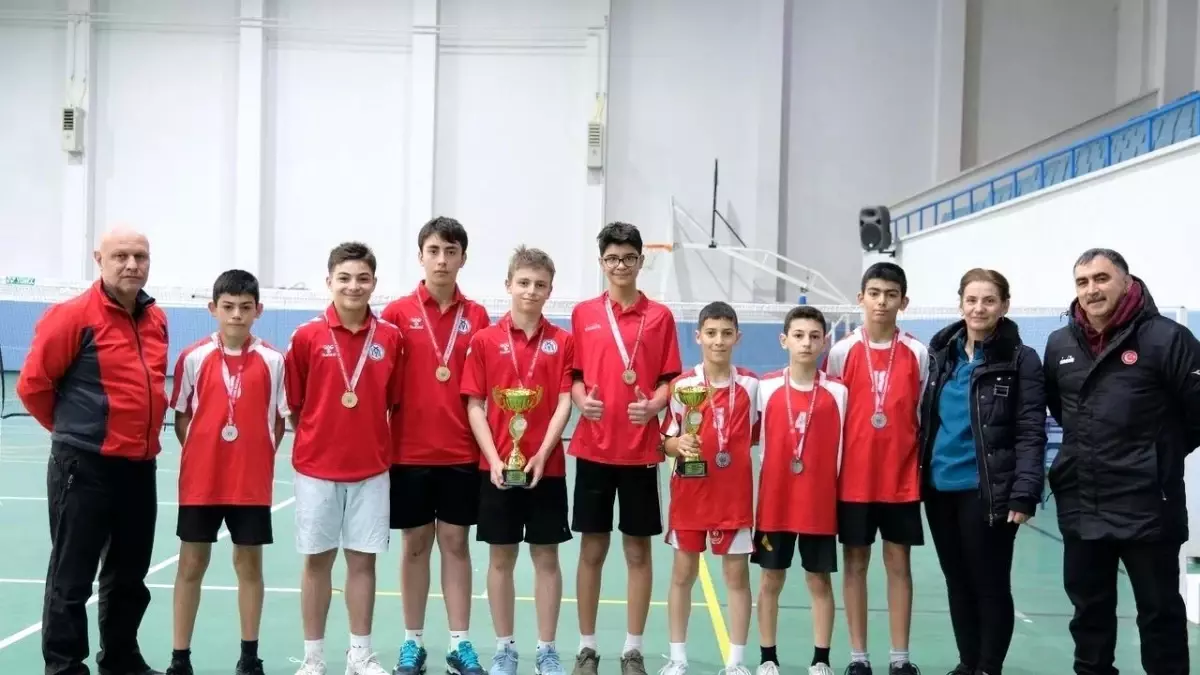 Erzincan Badminton İl Birinciliği Tamamlandı
