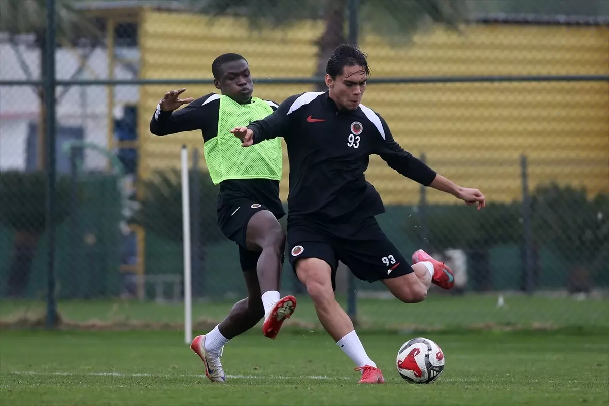 Gençlerbirliği Antalyaspor Maçına Hazırlanıyor