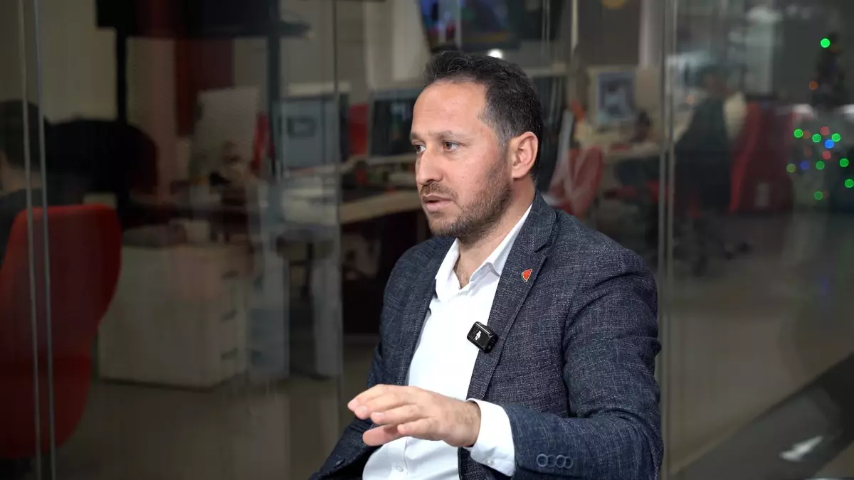 Doç. Dr. Hasan Cankurt: Döner ocaklarında etin uzun süre beklemesiyle zehirlenmeler çok fazla oluyor