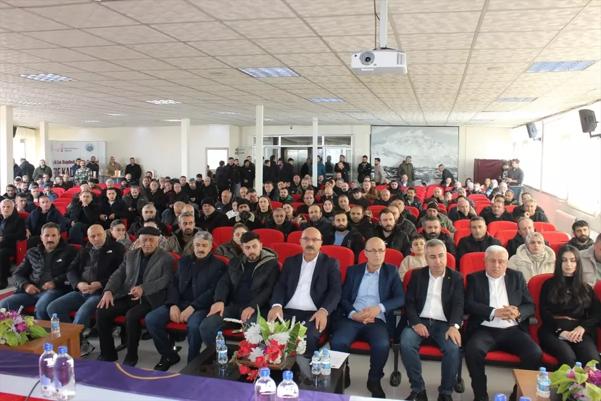 Hakkari Esnaf Oda Genel Kurulu Yapıldı