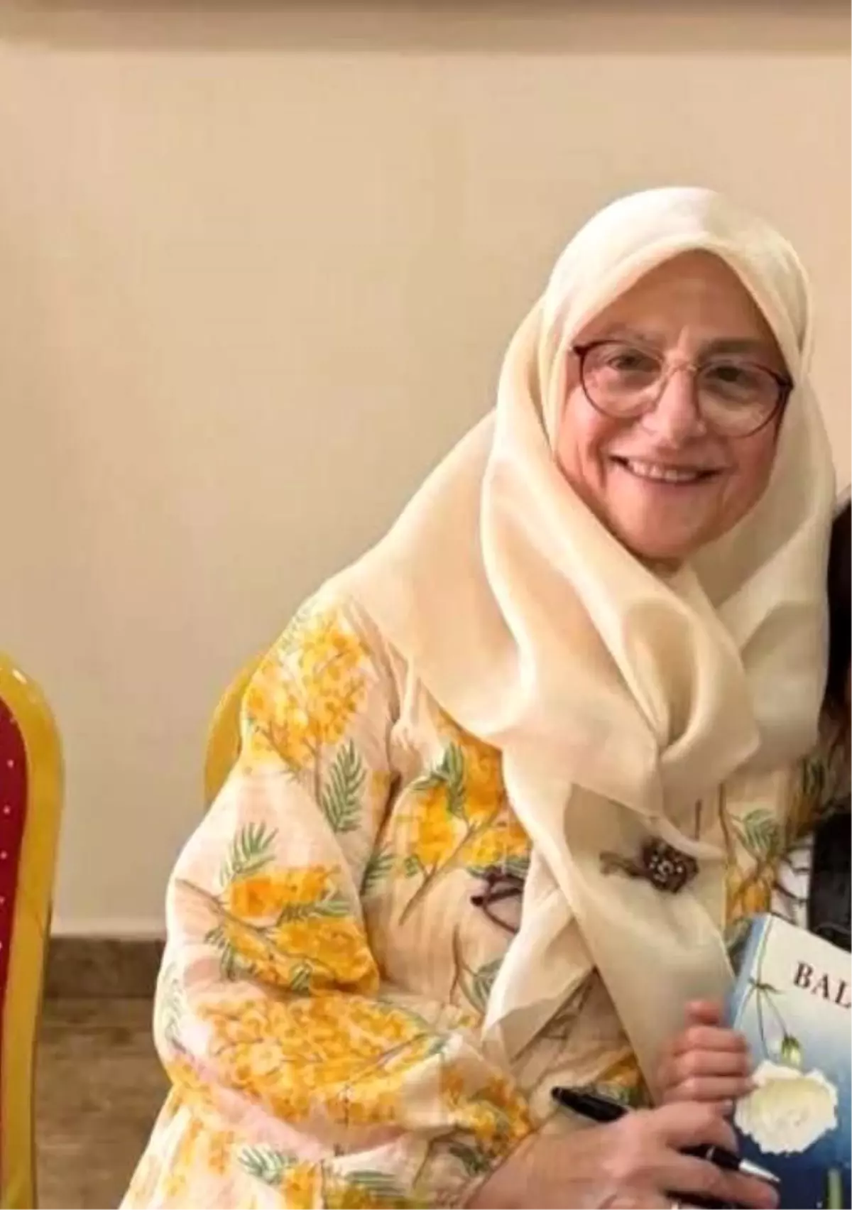 Ödemiş\'te Kaza: Yazar Rabiye Yıldırım Hayatını Kaybetti