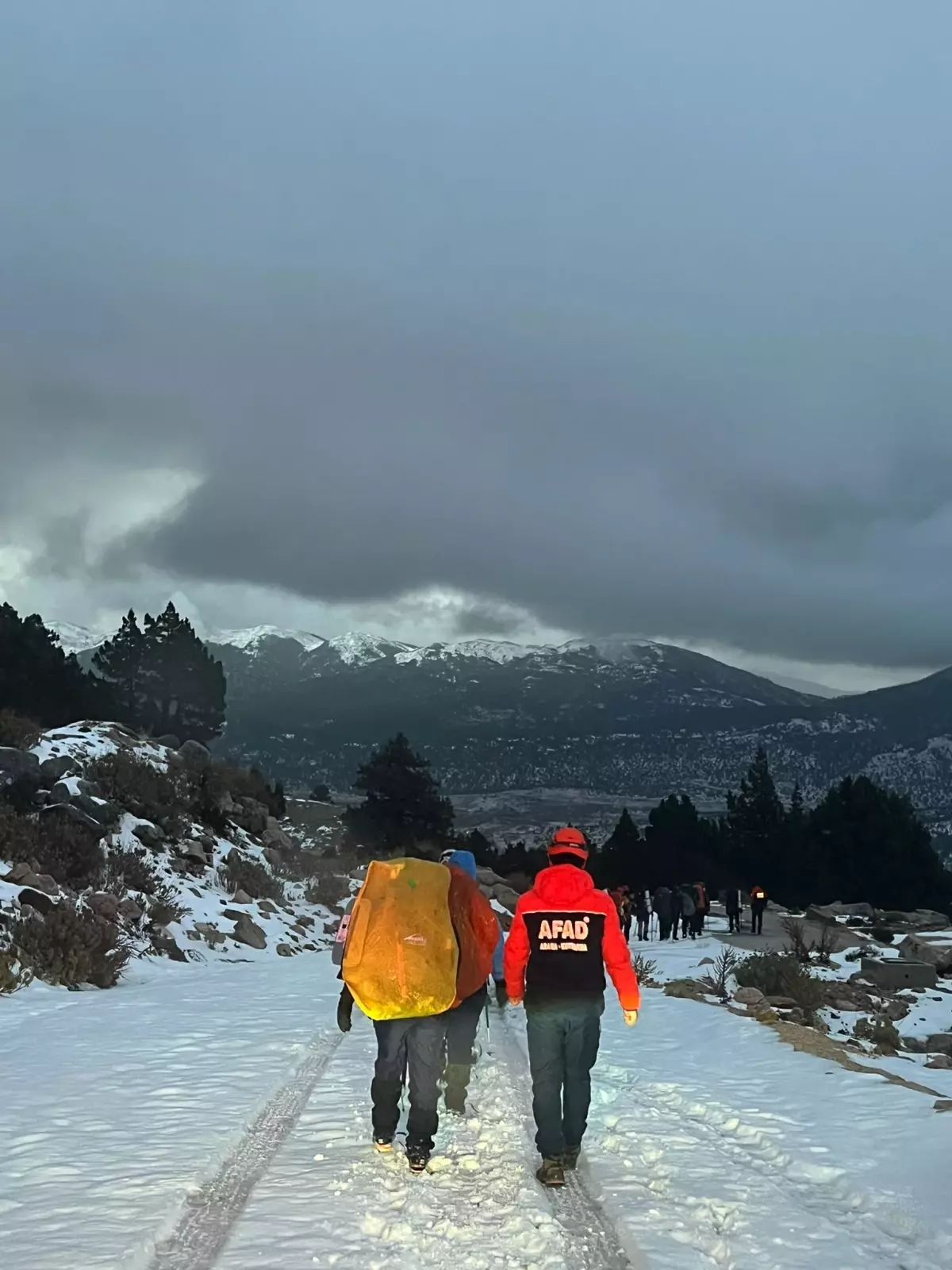 Fırtınada Mahsur Kalan Kampçılar Kurtarıldı
