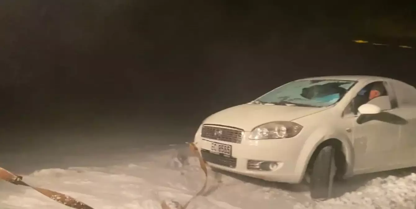 Kars\'ta Kar Mahsur Kaldı