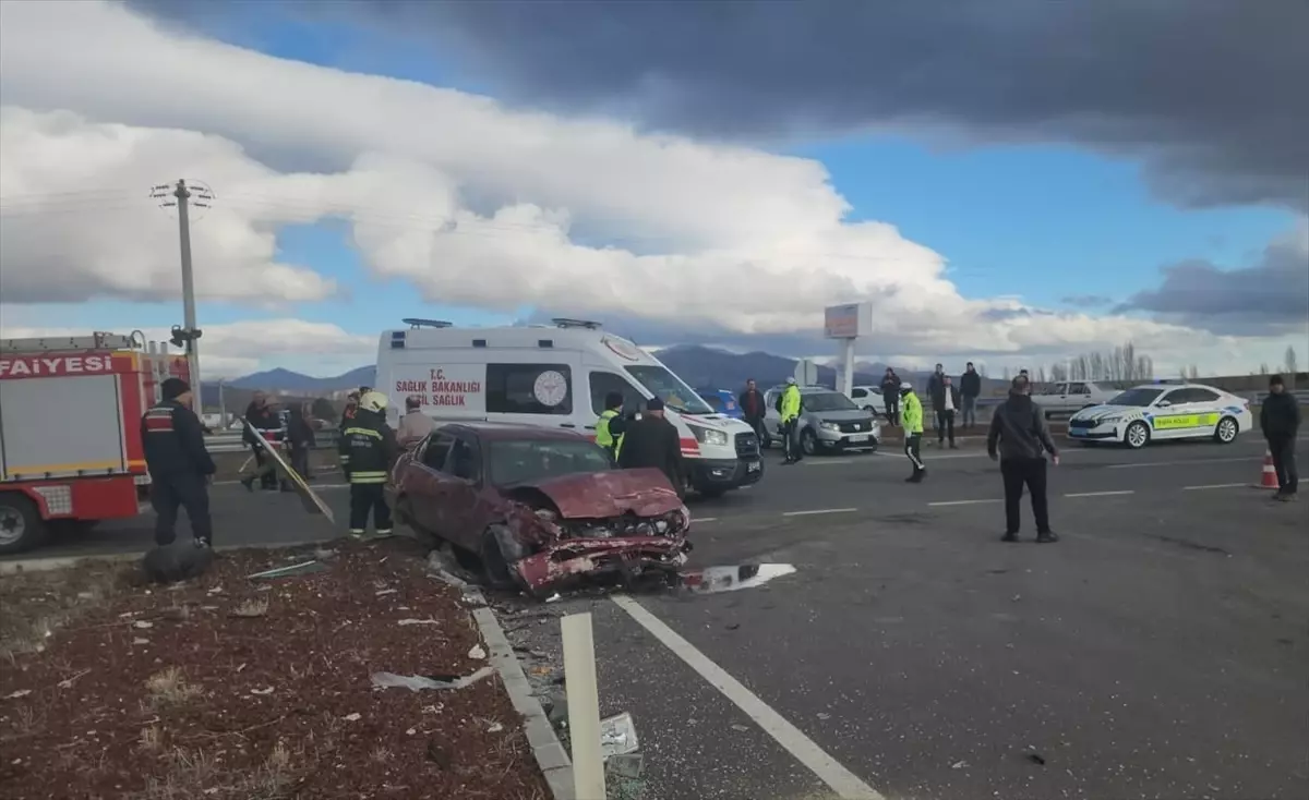 Seydişehir\'de Trafik Kazası: 1 Ölü, 1 Yaralı