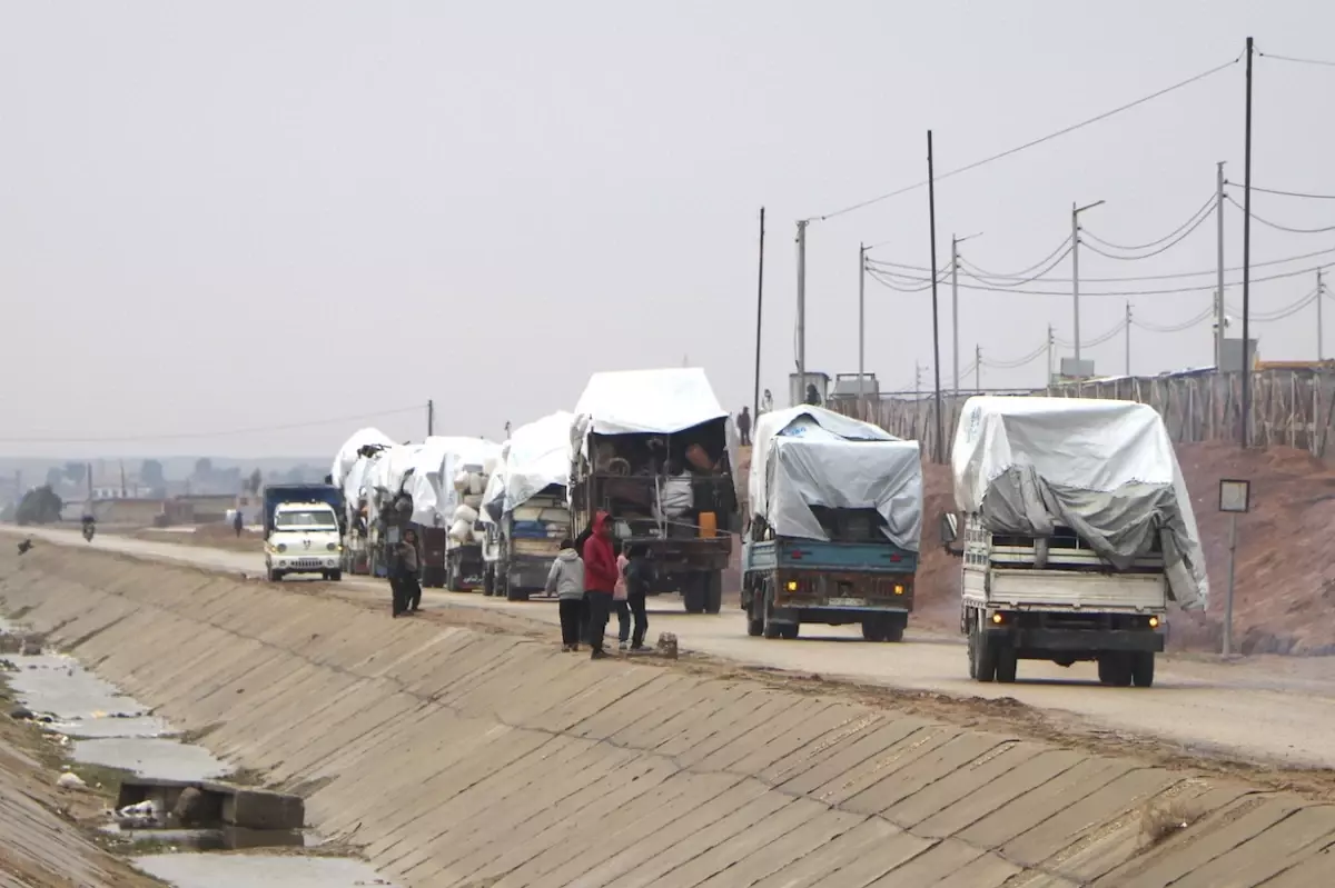 Lübnan\'da 500 Bin Suriyeli Geri Döndü